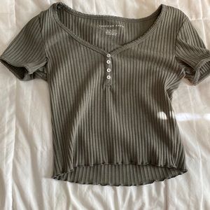 American eagle, XS, green crop shirt.